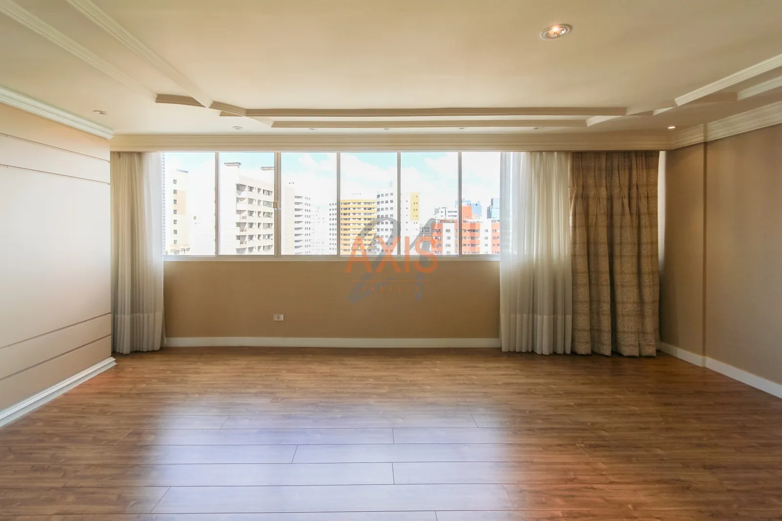 Apartamento de 4 Quartos à Venda no Edifício Savion | Batel Curitiba — foto 1