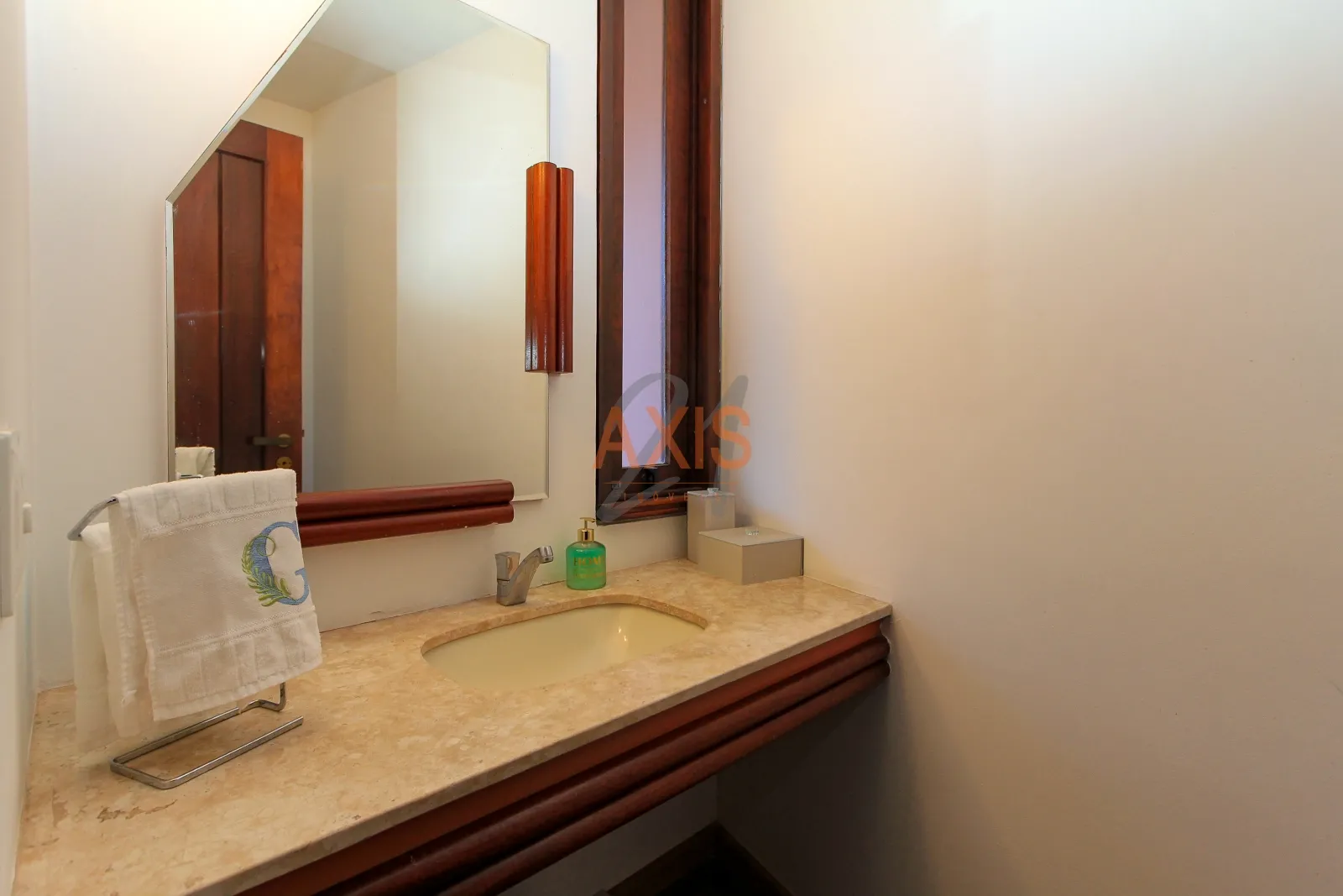 Casa de 4 Quartos à Venda no Condomínio Passaredo | Santo Inácio Curitiba — foto 35