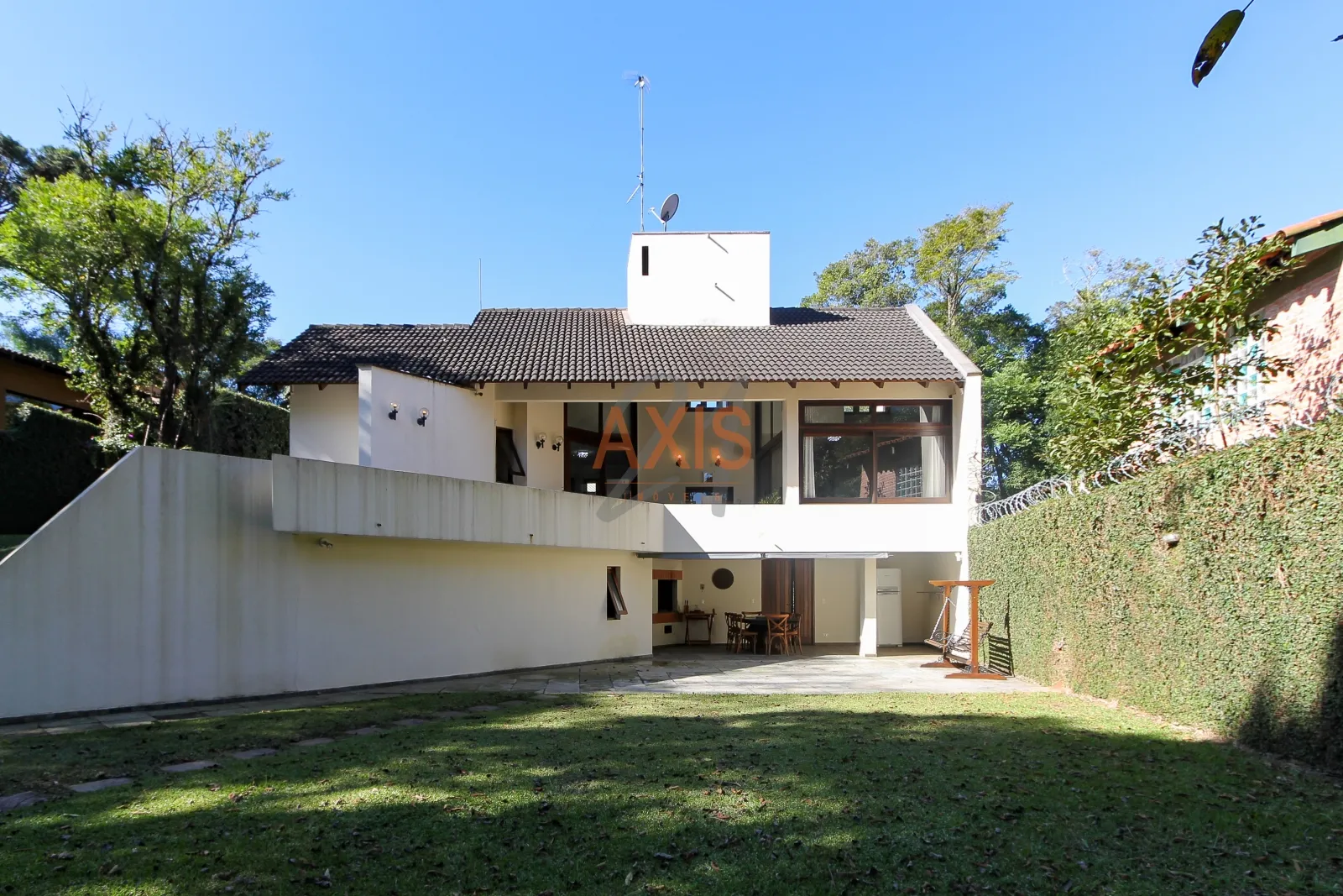 Casa de 4 Quartos à Venda no Condomínio Passaredo | Santo Inácio Curitiba — foto 2