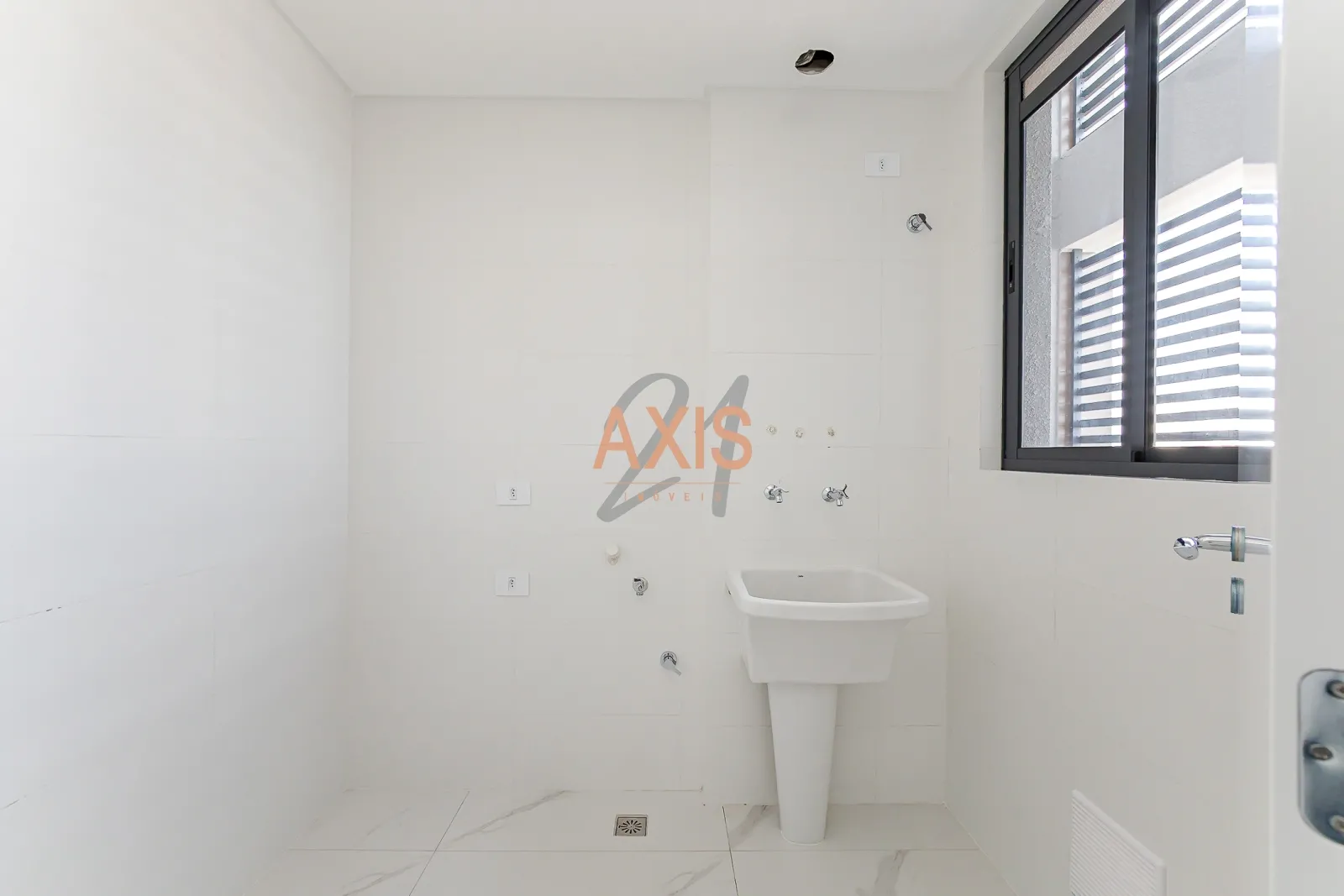 Apartamento de 2 Suítes à Venda no Edifício Jatobá | Cristo Rei Curitiba — foto 30