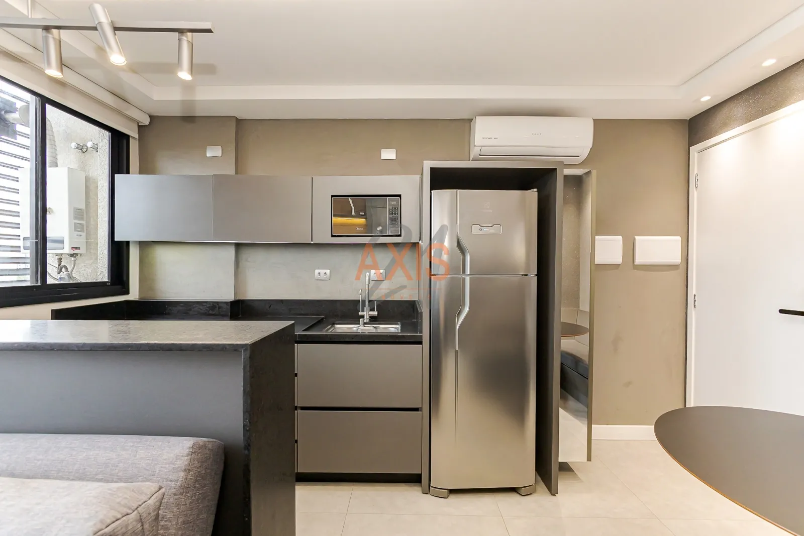 Apartamento de 1 Suíte à Venda no Condomínio New Life Visconde | Centro Curitiba — foto 4