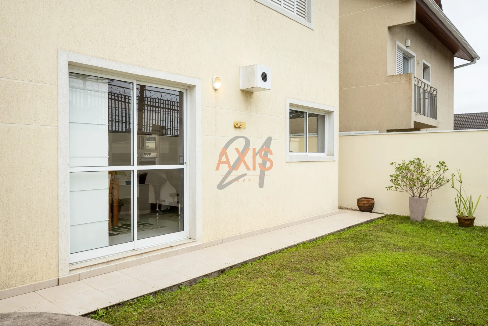 Casa de 4 Quartos à Venda no Condomínio Villaggio Taormina | Bom Retiro Curitiba — foto 3