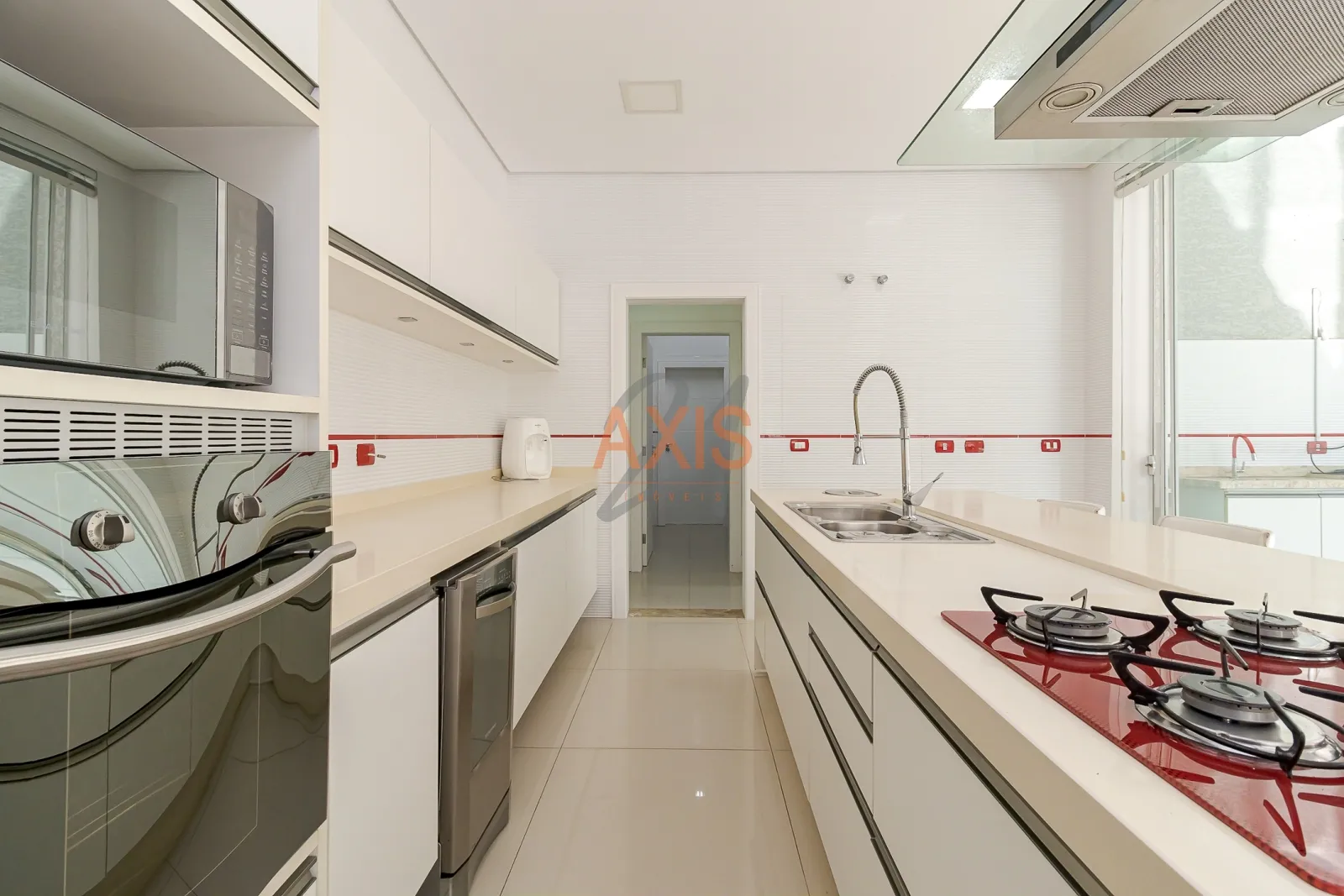 Casa de 4 Suítes à Venda no Condomínio Green Village Park | Santa Felicidade Curitiba — foto 11