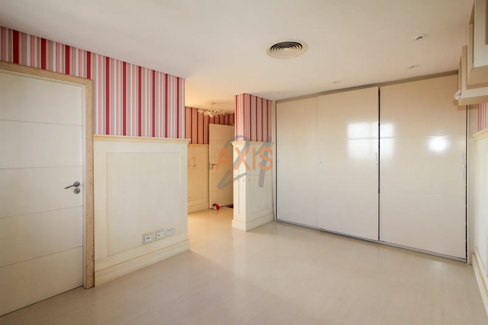 Apartamento de 4 Suítes à Venda no Edifício Porto Vitória | Ecoville Curitiba — foto 36