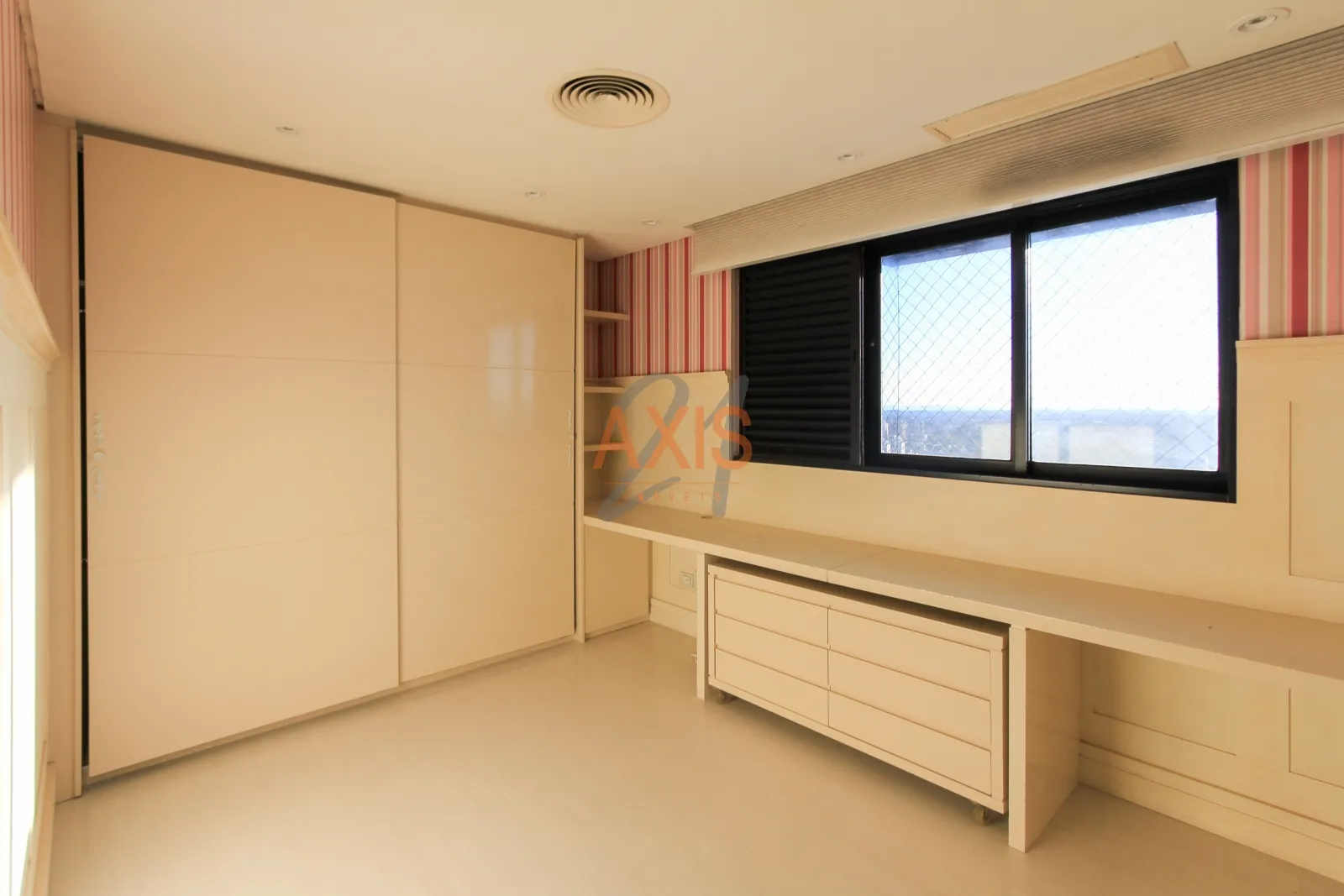Apartamento de 4 Suítes à Venda no Edifício Porto Vitória | Ecoville Curitiba — foto 38
