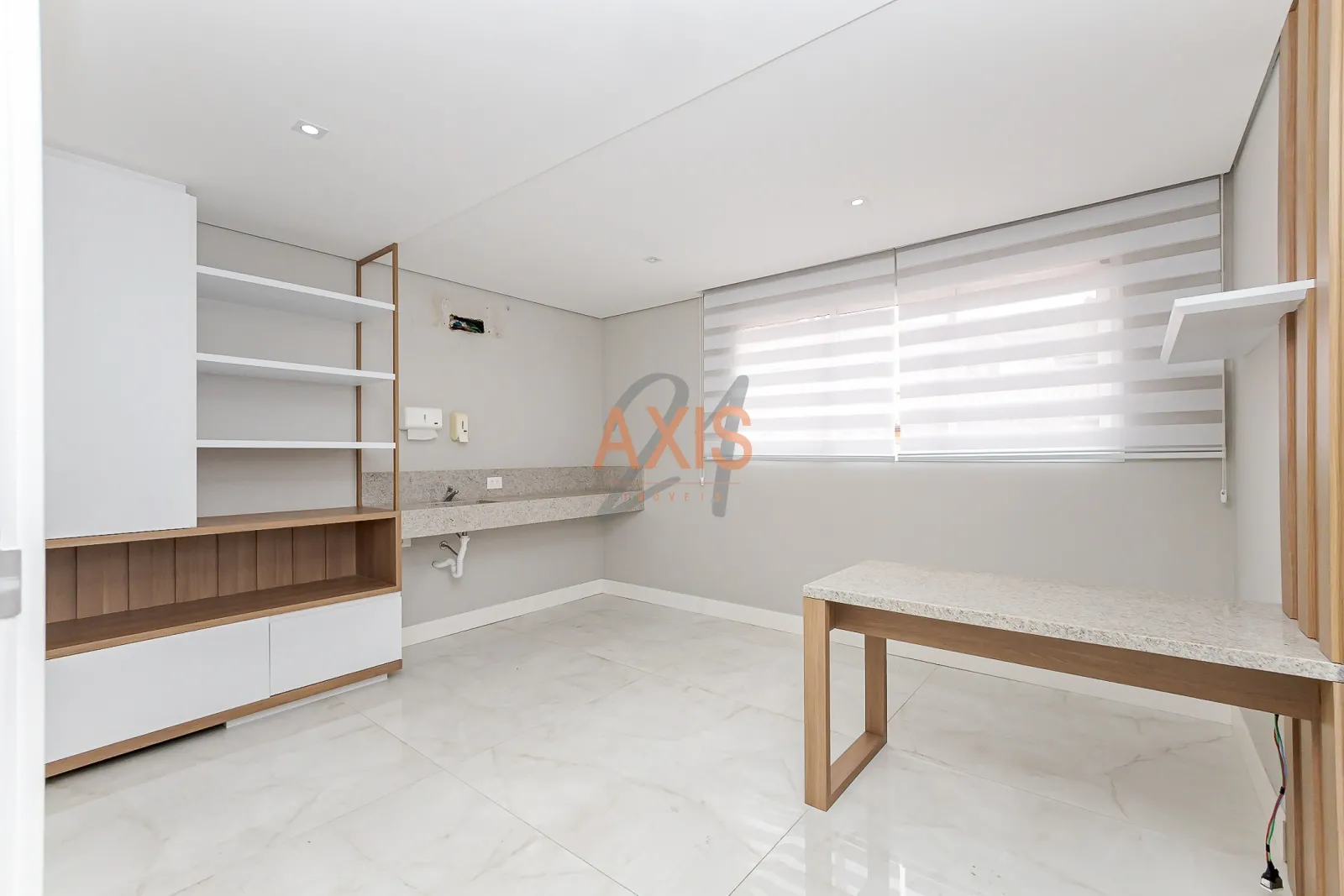 Casa Comercial à Venda na Rua Estado de Israel | Vila Izabel Curitiba — foto 16