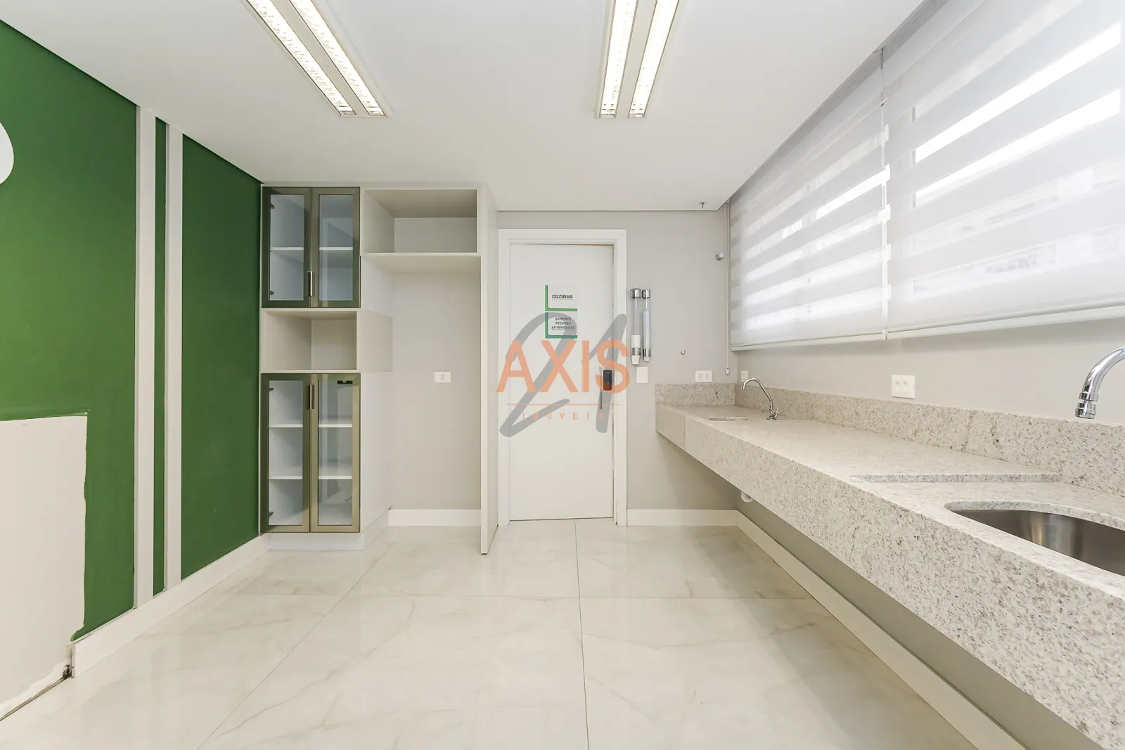 Casa Comercial à Venda na Rua Estado de Israel | Vila Izabel Curitiba — foto 29
