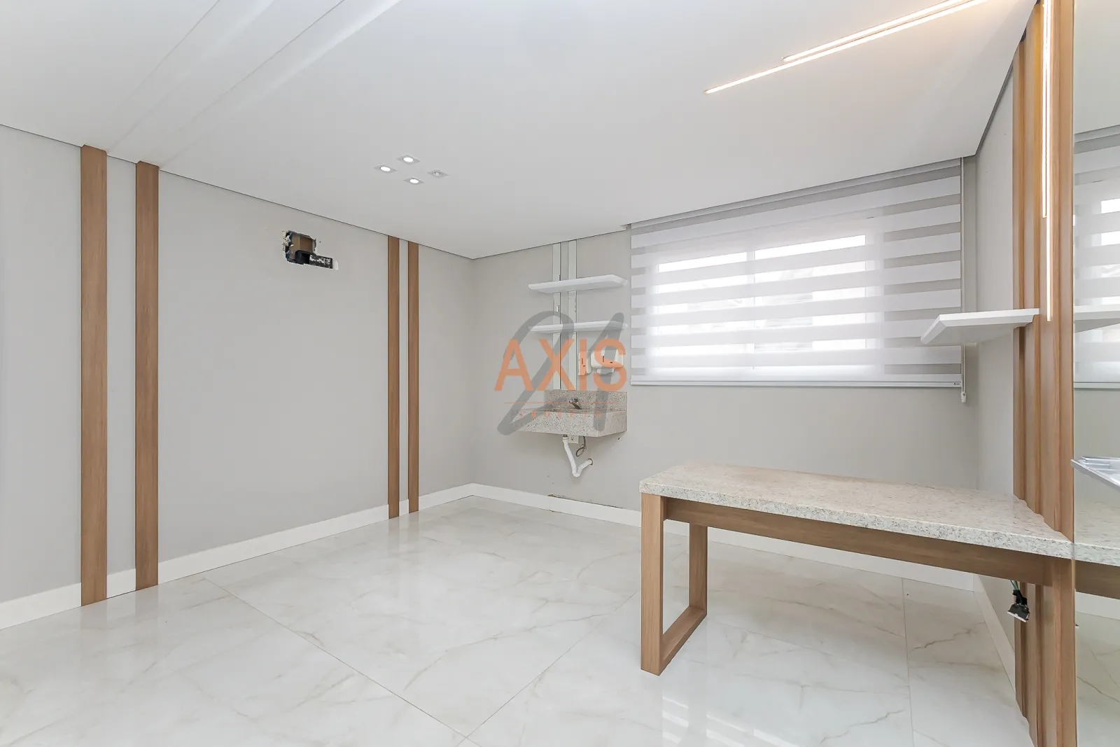 Casa Comercial à Venda na Rua Estado de Israel | Vila Izabel Curitiba — foto 18