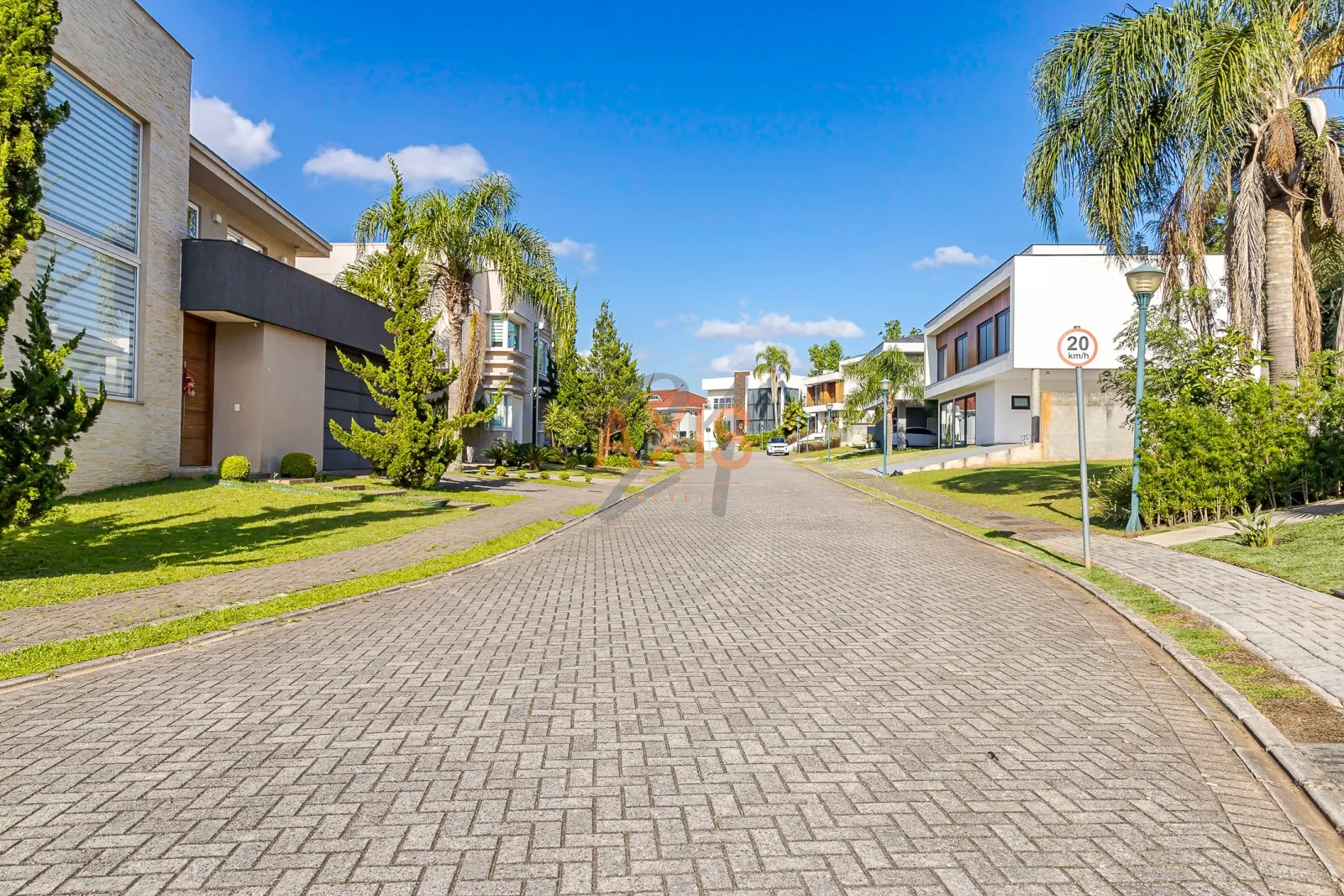 Casa de 4 Suites à Venda no Condominio Reserva Allameda| Santa Felicidade  Curitiba — foto 40