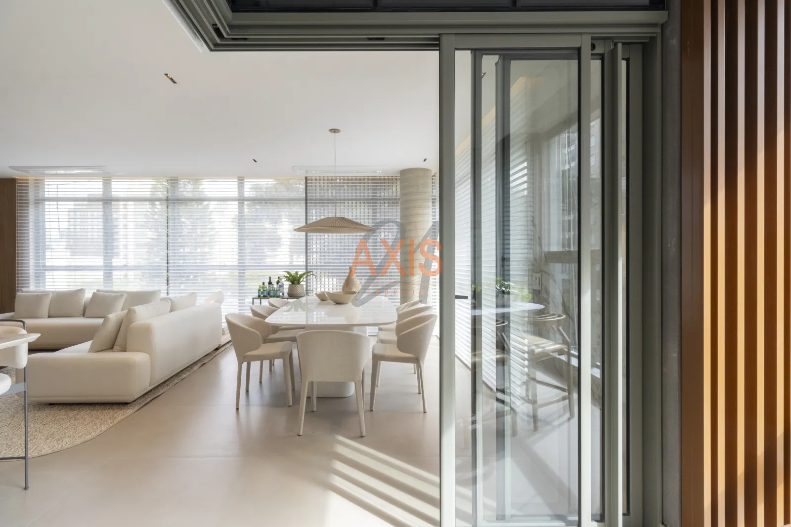 Apartamento de 3 Suítes à Venda no Edifício UMA Batel |  Curitiba — foto 14