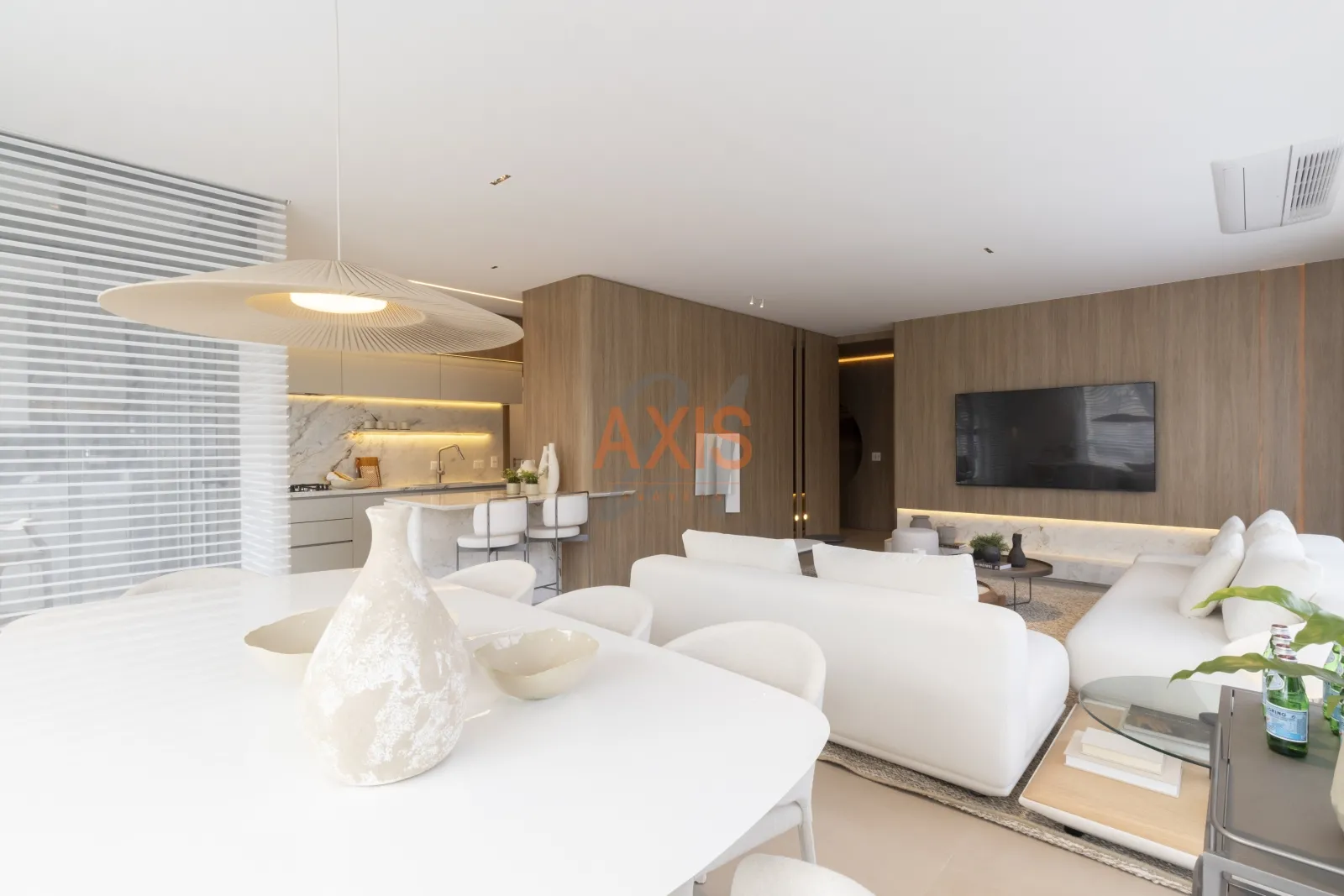 Apartamento de 3 Suítes à Venda no Edifício UMA Batel |  Curitiba — foto 8