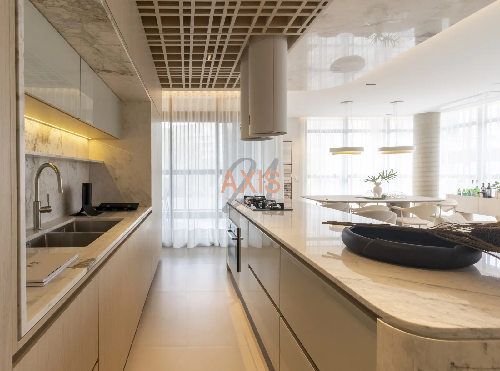 Apartamento de 3 Suítes à Venda no Edifício UMA Batel | Curitiba — foto 7