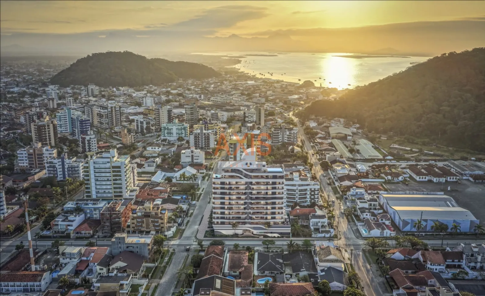 Cobertura  de 4 Suítes à Venda no Edifício Bris | Centro Guaratuba — foto 2