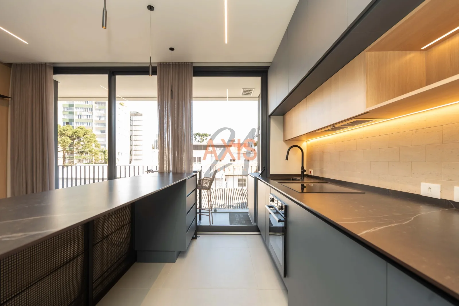 Apartamento de 1 Quarto à Venda no Edifício Vaz Batel | Batel Curitiba — foto 4