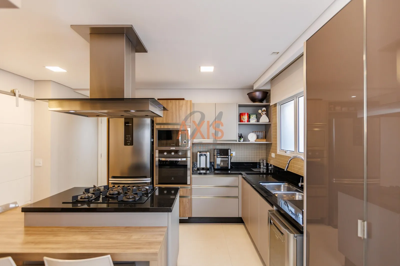 Casa de 4 Quartos à Venda no Condomínio  Boulevar Bacacheri| Tingui Curitiba — foto 10