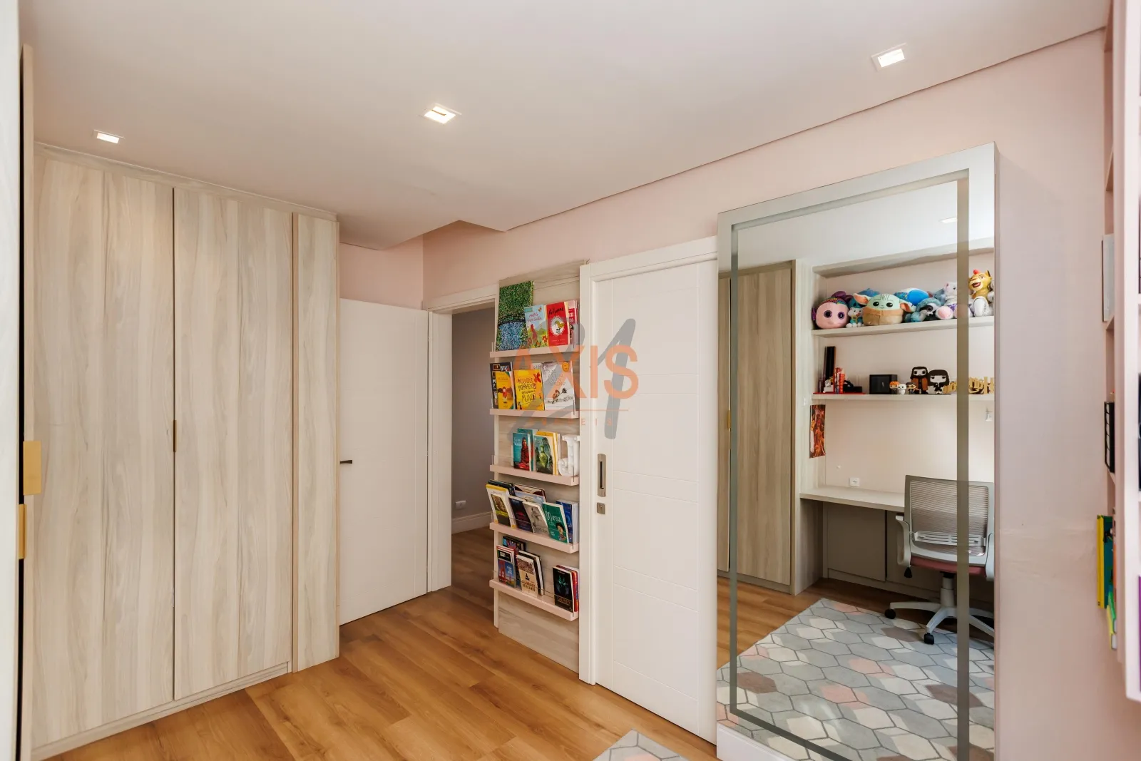 Casa de 4 Quartos à Venda no Condomínio  Boulevar Bacacheri| Tingui Curitiba — foto 22