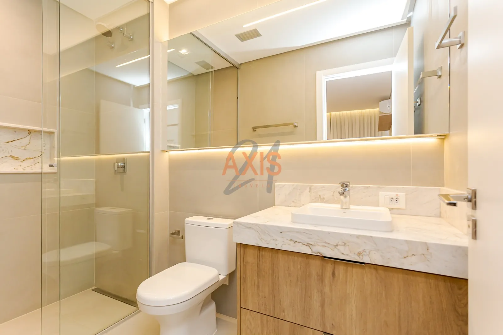 Apartamento de 2 Quartos à Venda no Edifício Vaz Batel | Batel Curitiba — foto 16