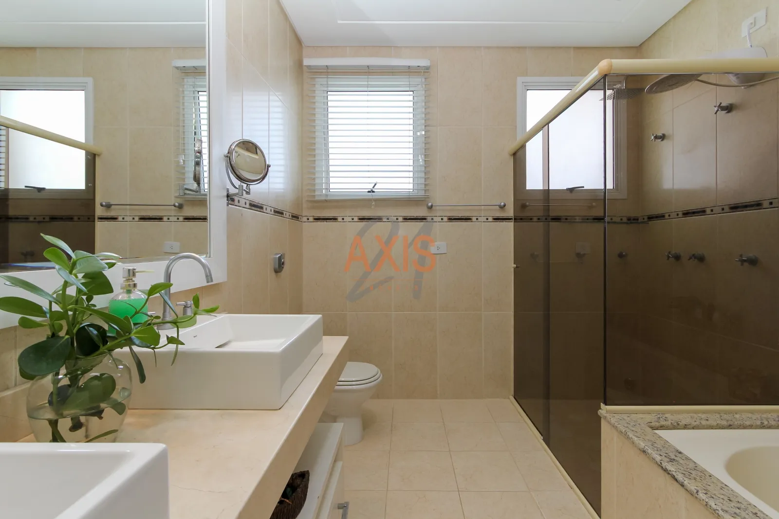 Casa de 4 suítes  à Venda no Condomínio Green Life | Uberaba Curitiba — foto 28