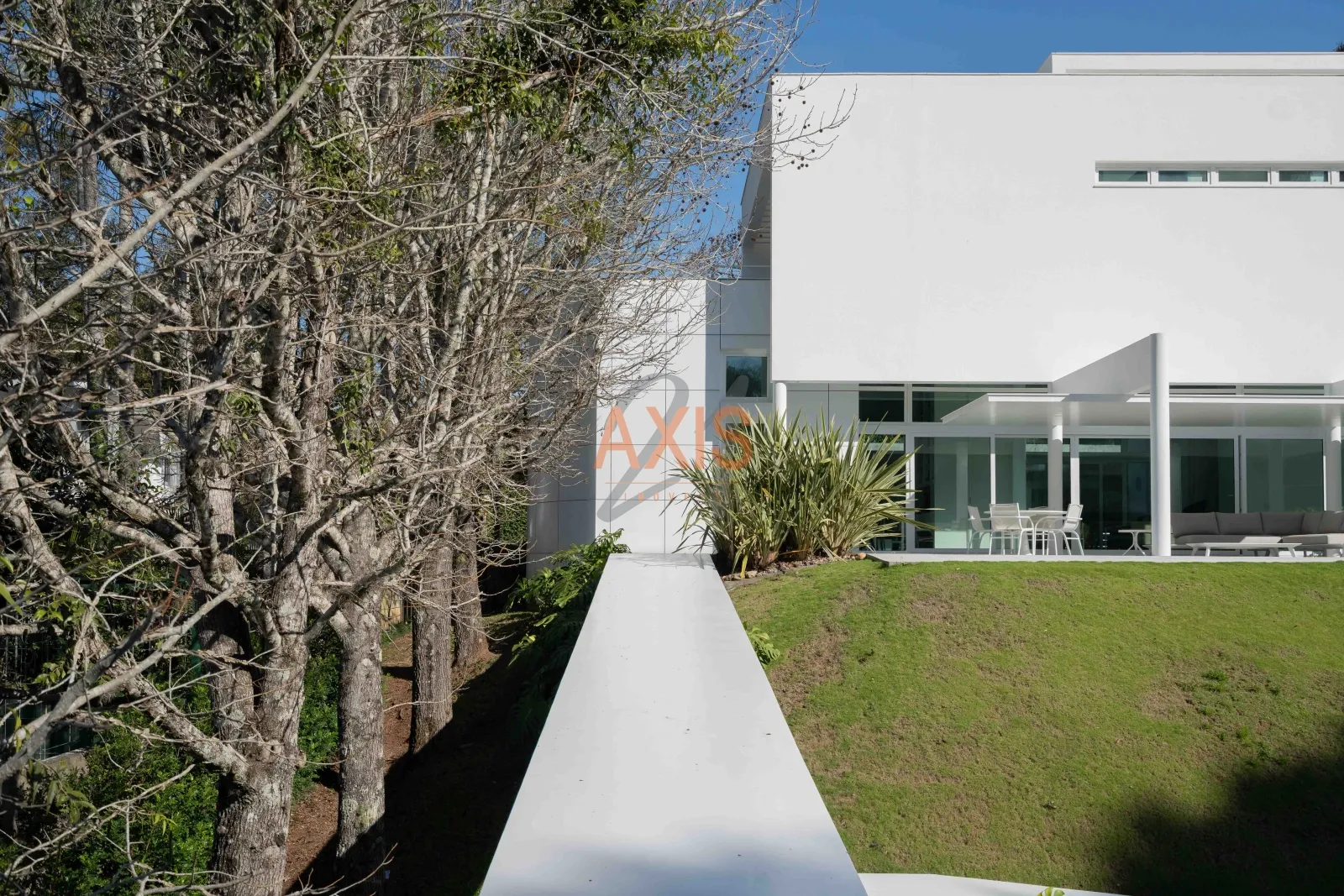 Casa de 4 Suítes à Venda no Condomínio Chácara Shangai I | Campo Comprido Curitiba — foto 4