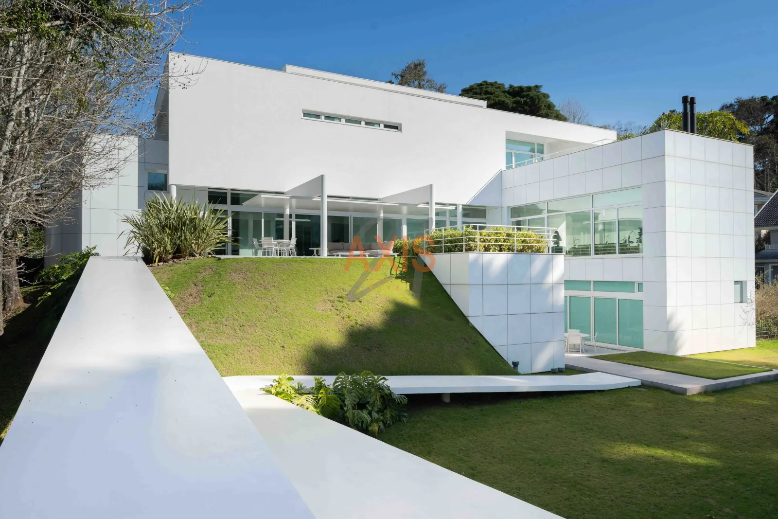 Casa de 4 Suítes à Venda no Condomínio Chácara Shangai I | Campo Comprido Curitiba — foto 3