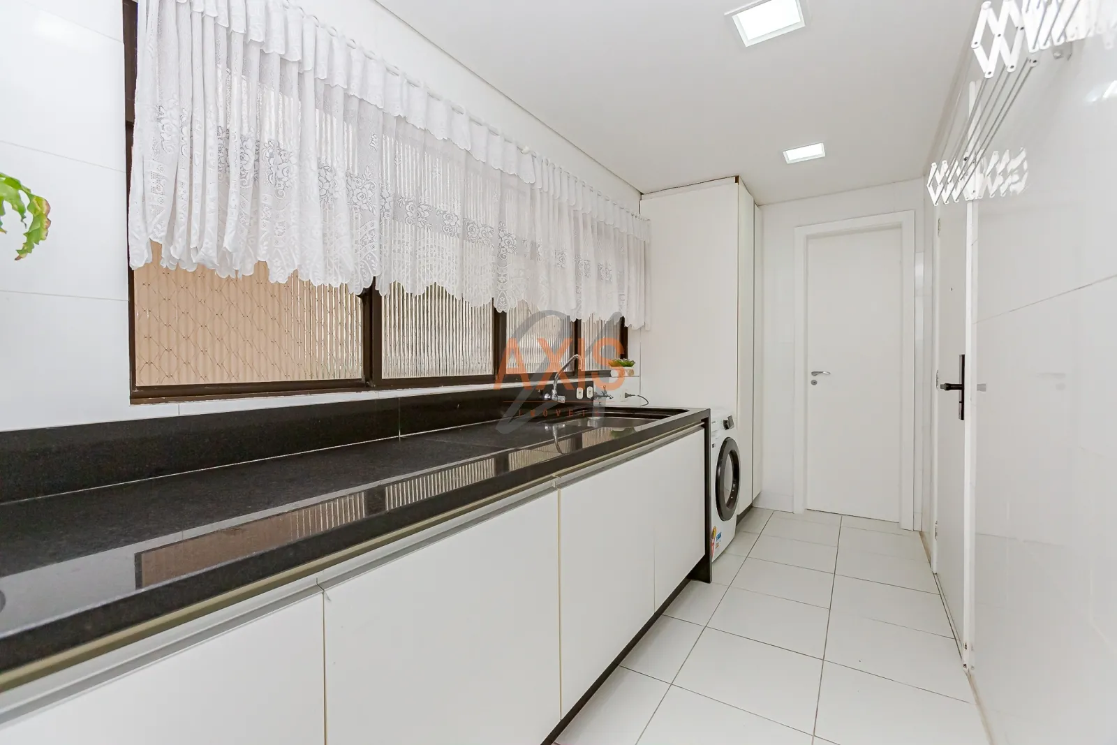 Apartamento de 3 Quartos à Venda no Edificio Lago Acará |  Água Verde Curitiba — foto 15