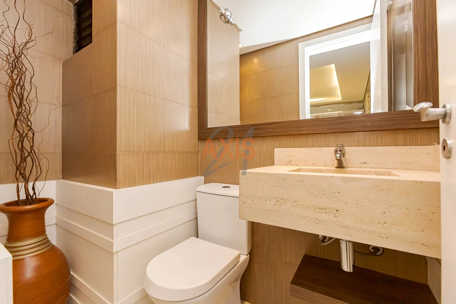 Apartamento de 3 Quartos à Venda no Edificio Lago Acará |  Água Verde Curitiba — foto 16