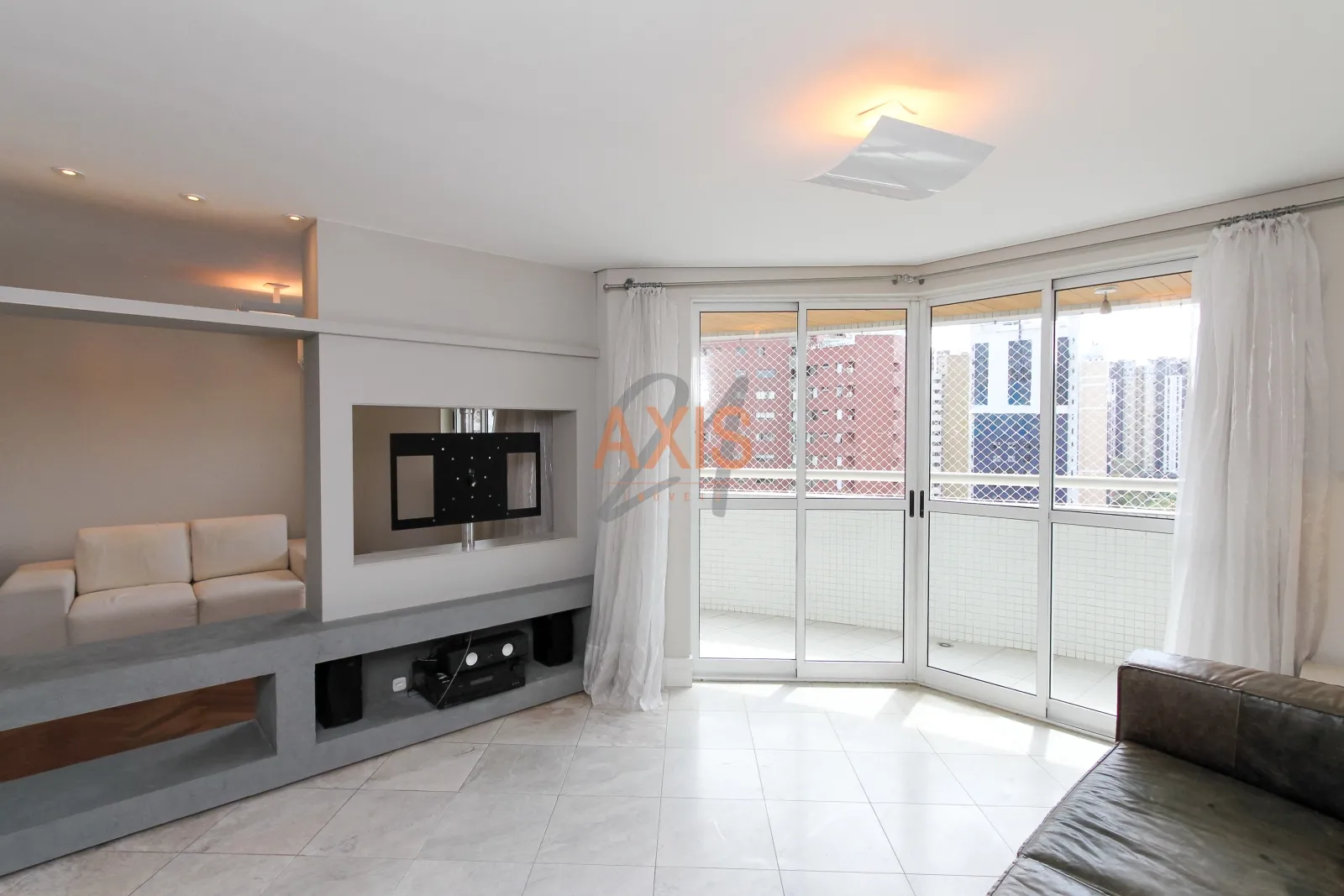 Apartamento de 2 Quartos À Venda no Edifício Victory Tower | Água Verde Curitiba — foto 7