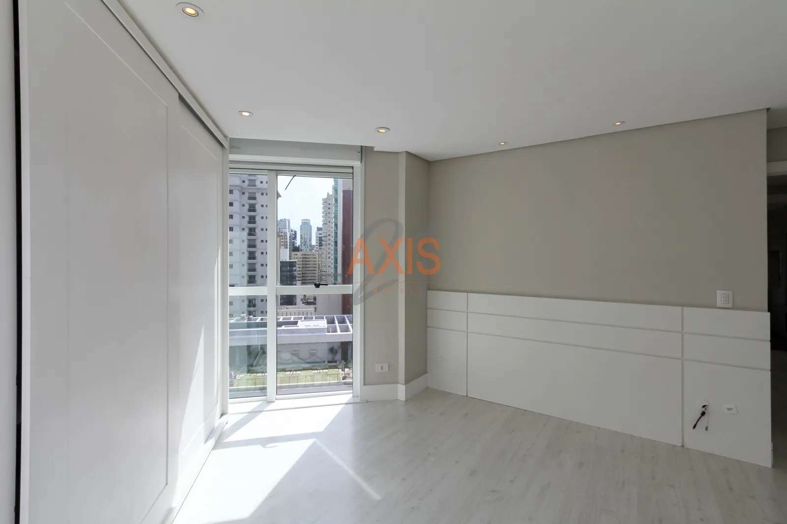 Apartamento de 2 Quartos À Venda no Edifício Victory Tower | Água Verde Curitiba — foto 14