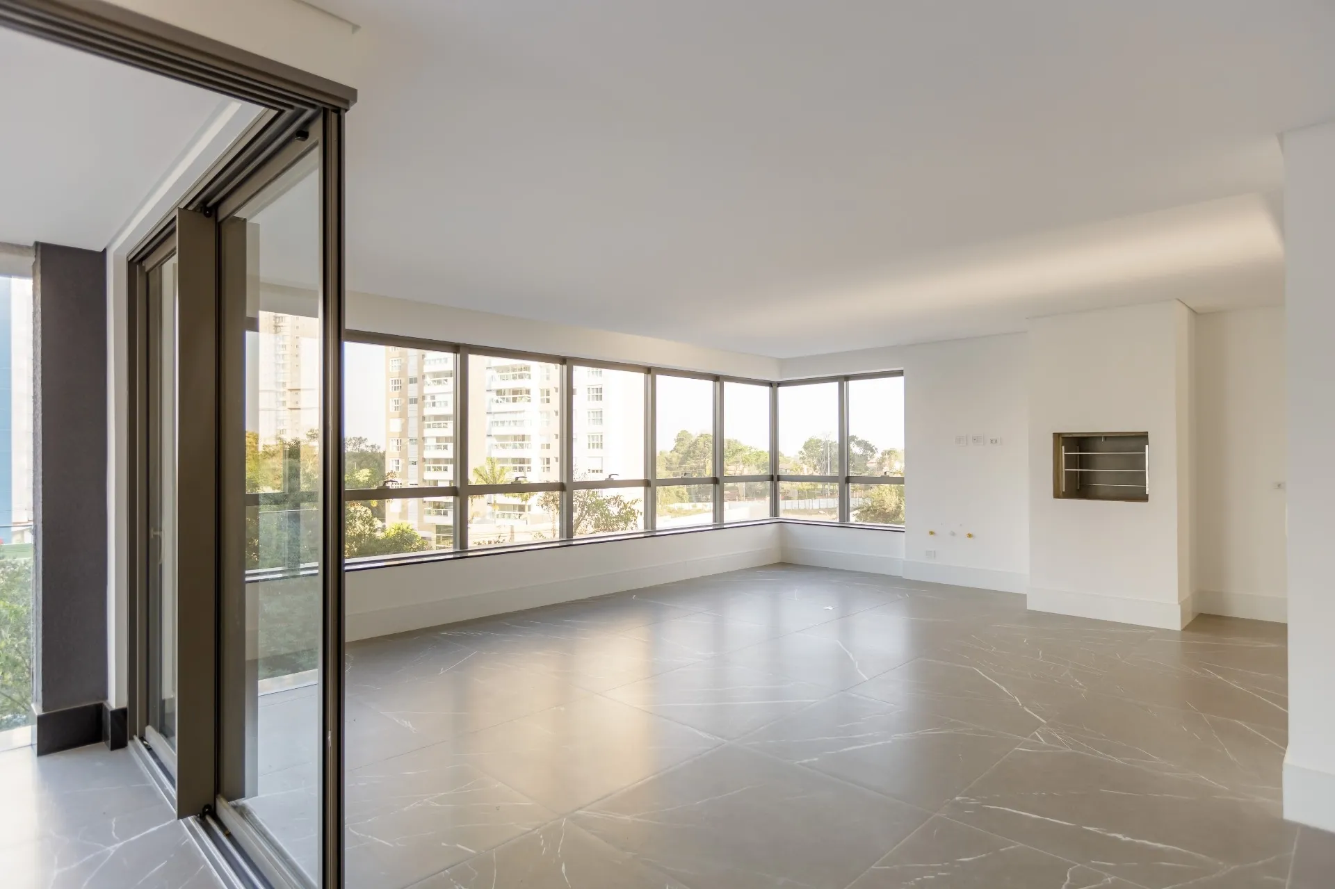 Apartamento  de 4 Suítes à Venda no Edifício Experience | Ecoville  Curitiba — foto 9