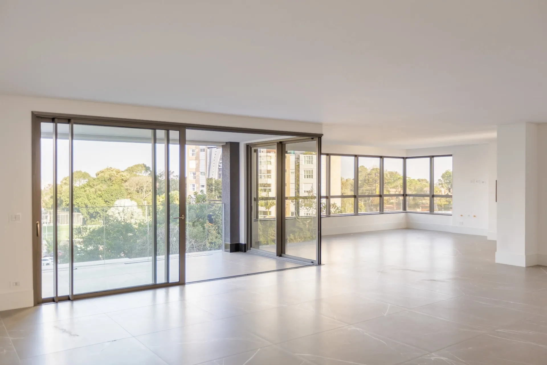 Apartamento  de 4 Suítes à Venda no Edifício Experience | Ecoville  Curitiba — foto 3