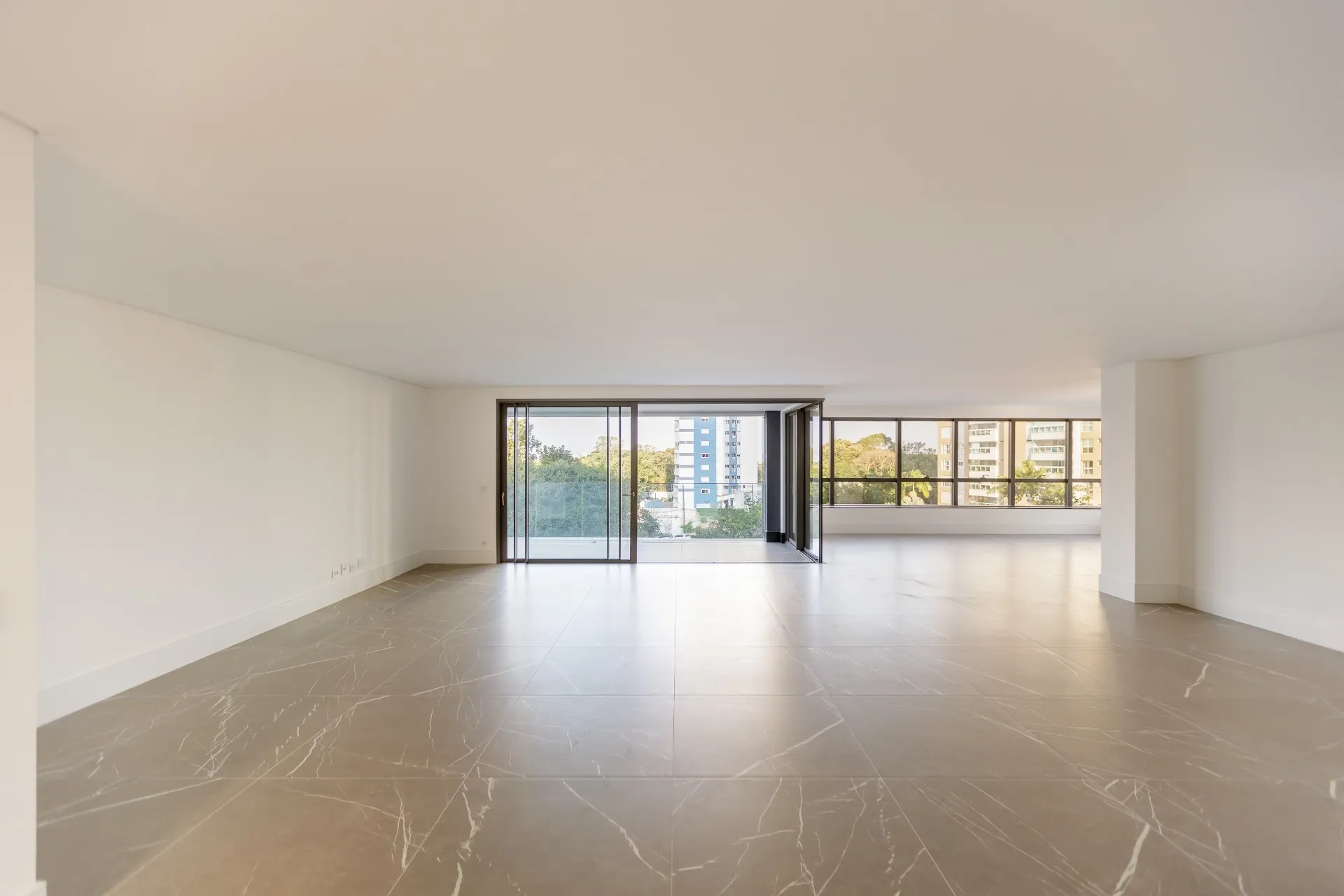 Apartamento  de 4 Suítes à Venda no Edifício Experience | Ecoville  Curitiba — foto 2