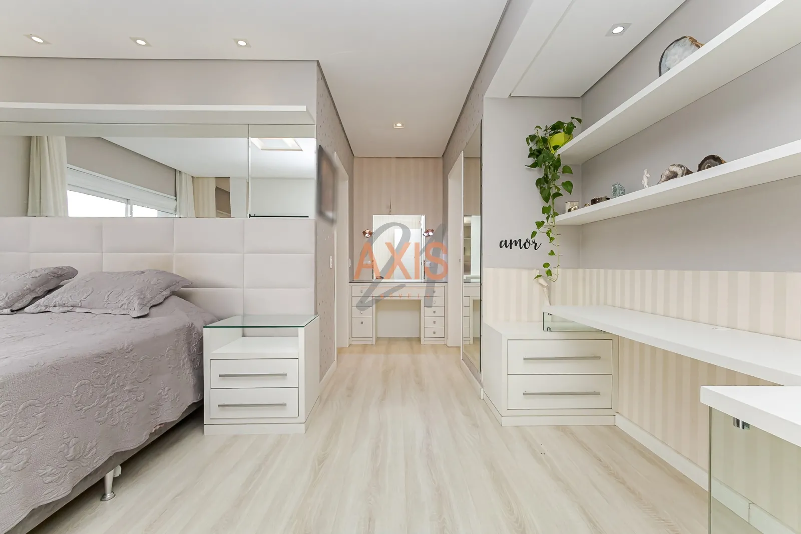 Casa de 4 Quartos à Venda no Condomínio Green Village Park | Santa Felicidade Curitiba — foto 17