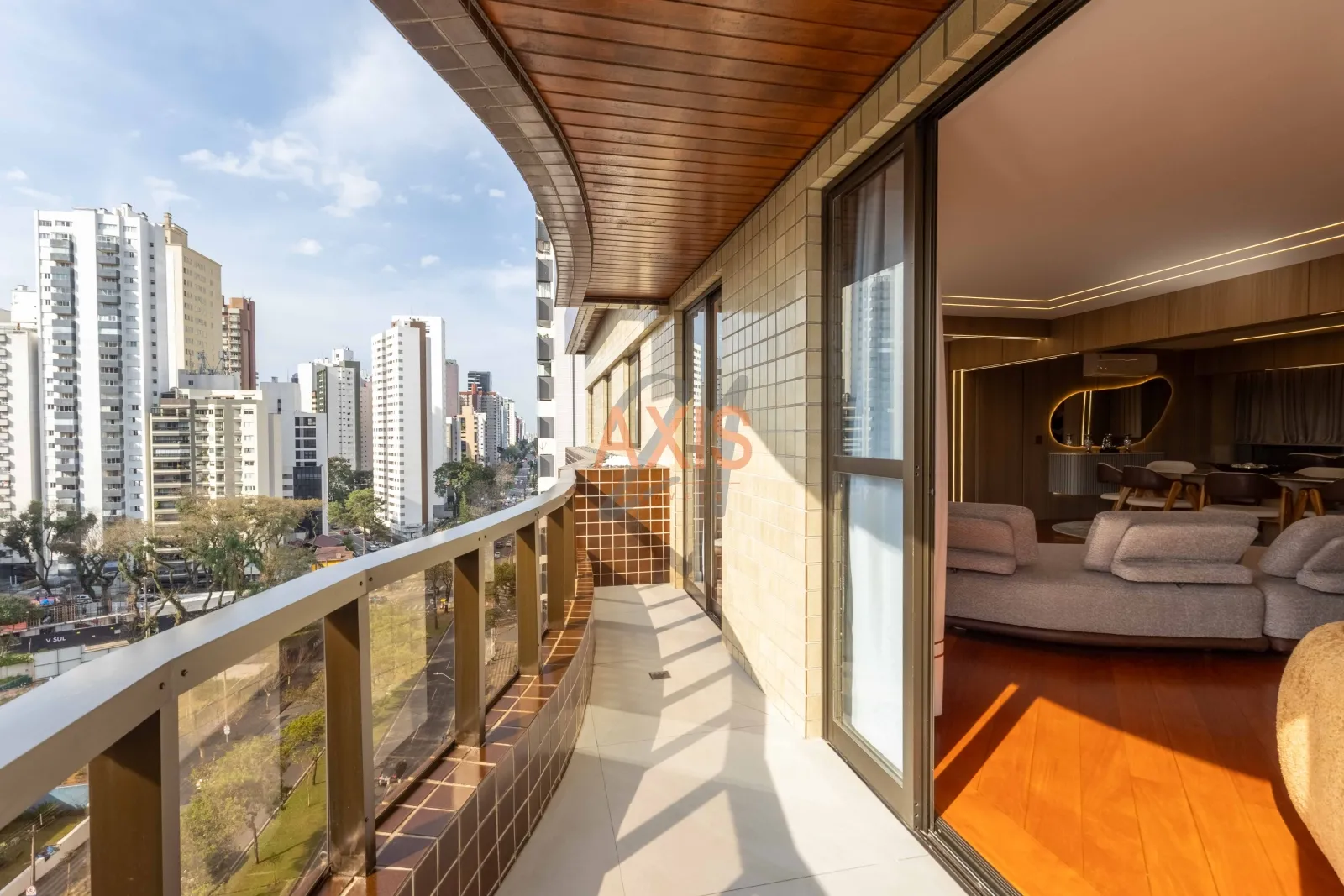Apartamento de 3 Quartos à Venda no Edifício Parc Leman | Água Verde Curitiba — foto 28