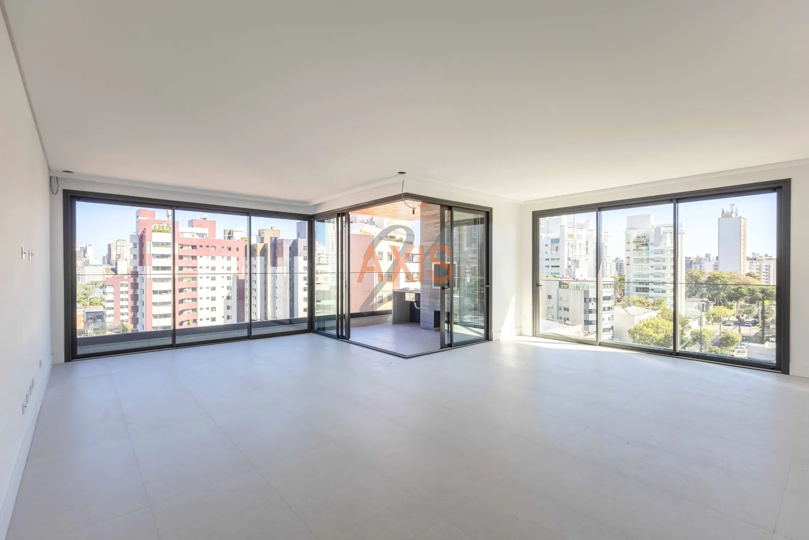 Apartamento de 4 Suítes à Venda no Edifício Nio | Bigorrilho Curitiba — foto 1