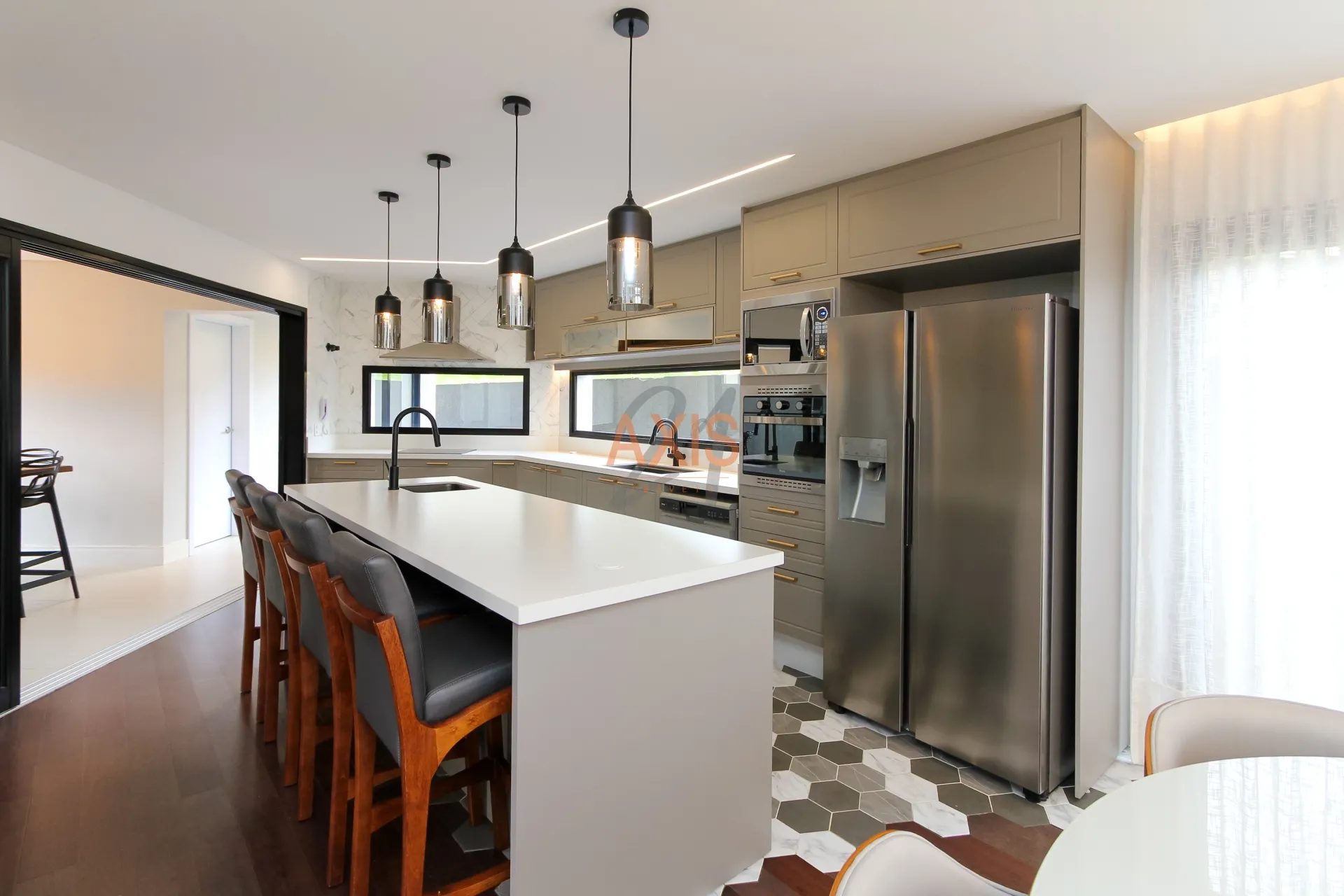 Casa de 3 Suítes  à Venda no Condominio Residencial Bella Vista | Santa Candida Curitiba — foto 4