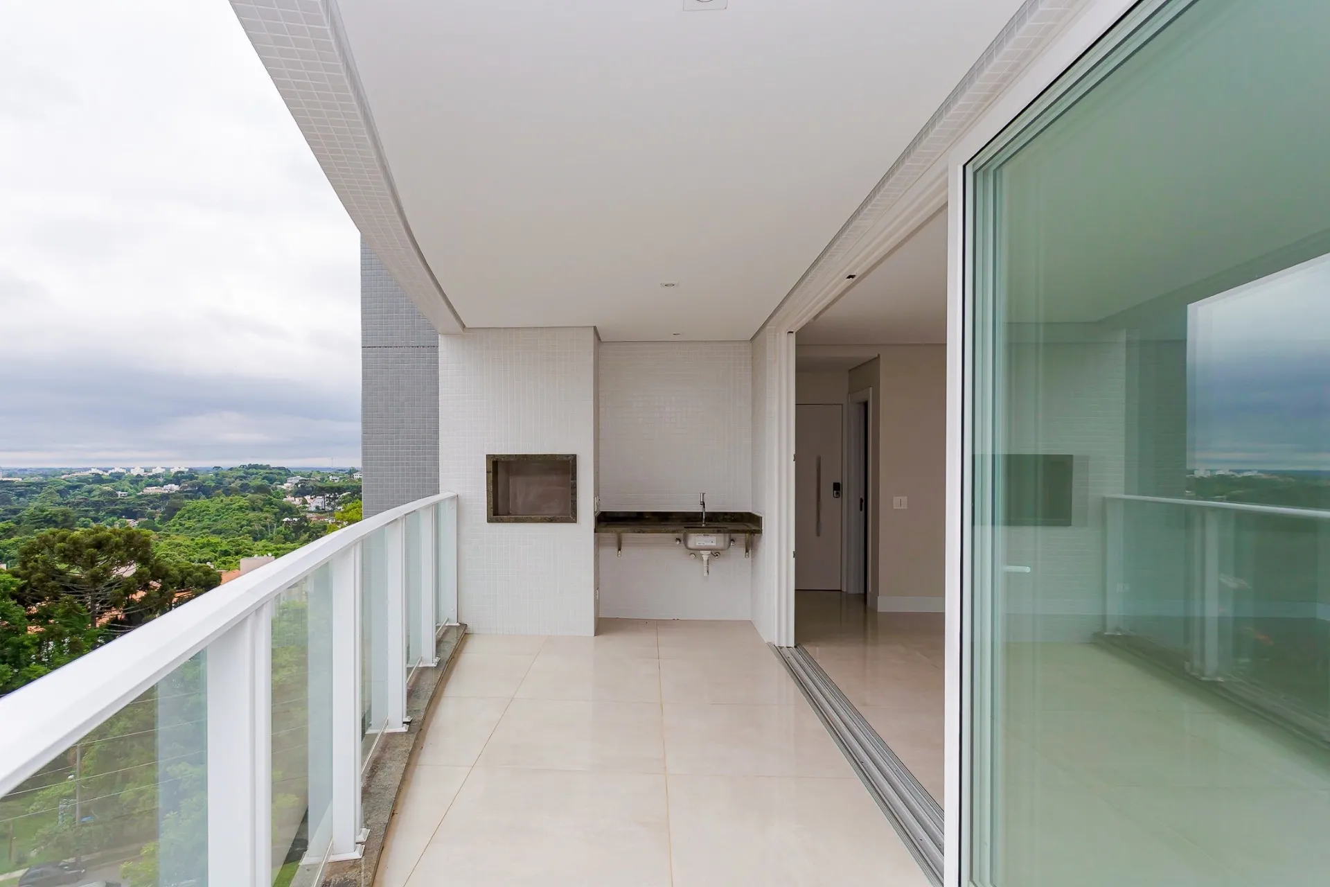 Apartamento de 3 Suítes à Venda no Edifício Saint Victoria Residence | Ecoville  Curitiba — foto 5