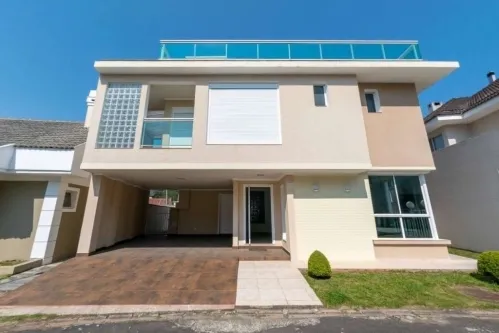 Casa em Condomínio em Santa Felicidade