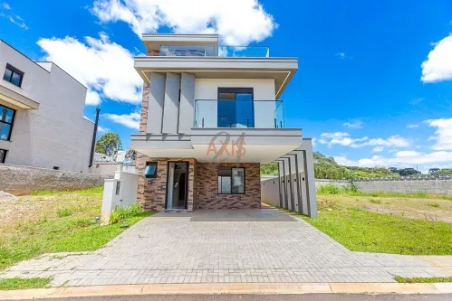 Casa em Condomínio em Santa Cândida