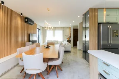 Casa em Condomínio em Santa Felicidade