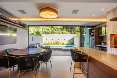 Casa em Condomínio em Ecoville