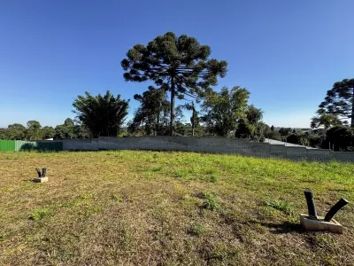 Terreno em condomínio em Abranches