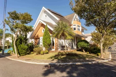 Casa em Condomínio em Santa Felicidade