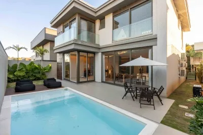 Casa em Condomínio em Ecoville
