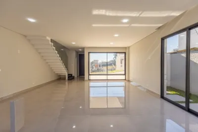 Casa em Condomínio em Pilarzinho