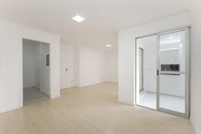 Apartamento em Batel