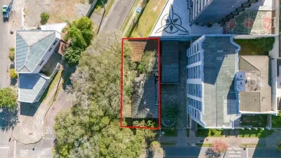 Terreno Comercial em Ahú