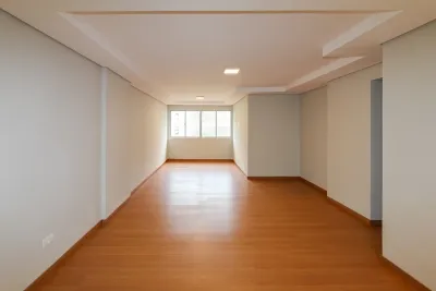 Apartamento em Água Verde