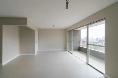 Apartamento em Batel