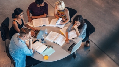 Comprar ou alugar imóvel para estudar em Curitiba